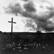 La nube de cenizas se cierne sobre el cementerio. Wikimedia Commons